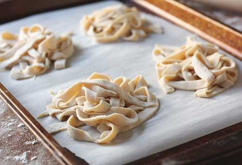 Amalfitan handmade pasta Scialatielli, Amalfi Cooking Class - Living Amalfi
